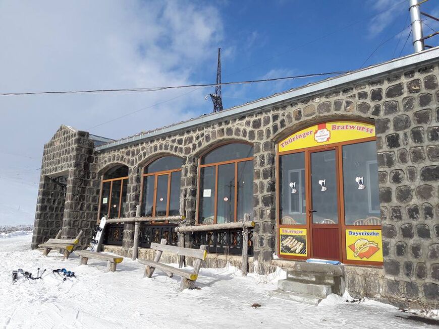 Tsaghkadzor ski resort cafe