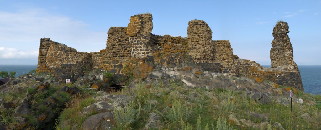 Berdkunq fortress Armenia