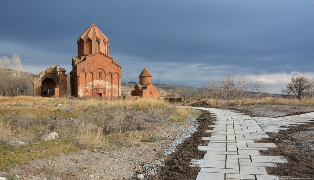 Marmashen monastery in November