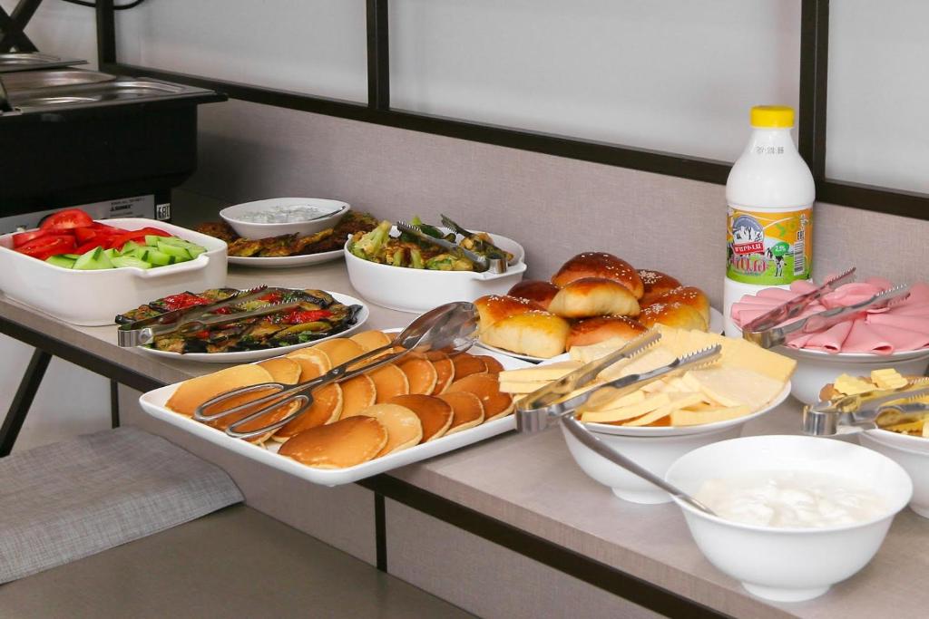 Breakfast at Bonjour Boutique Hotel